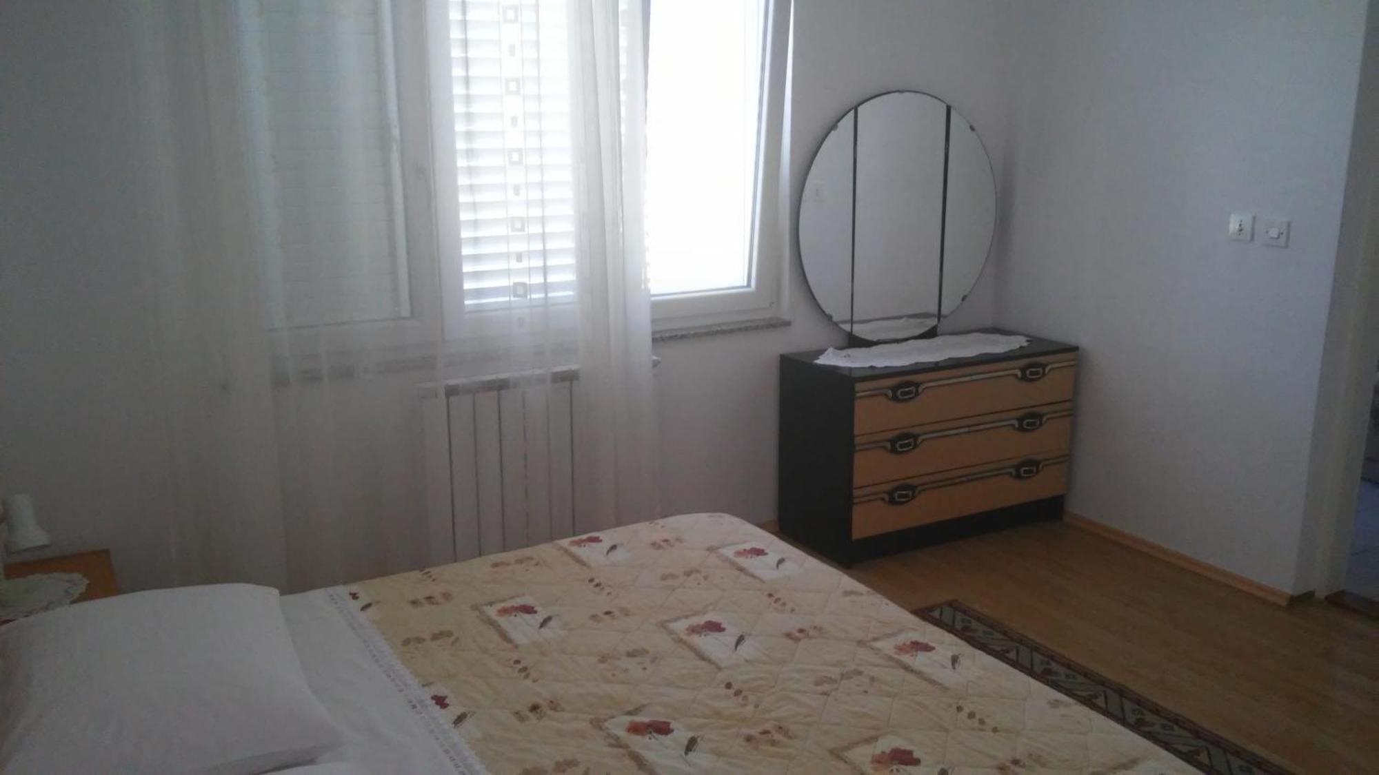 Apartments With A Parking Space Supetarska Draga - Donja, Rab - 11237 Room photo